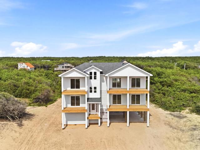 2284 Sandfiddler Road