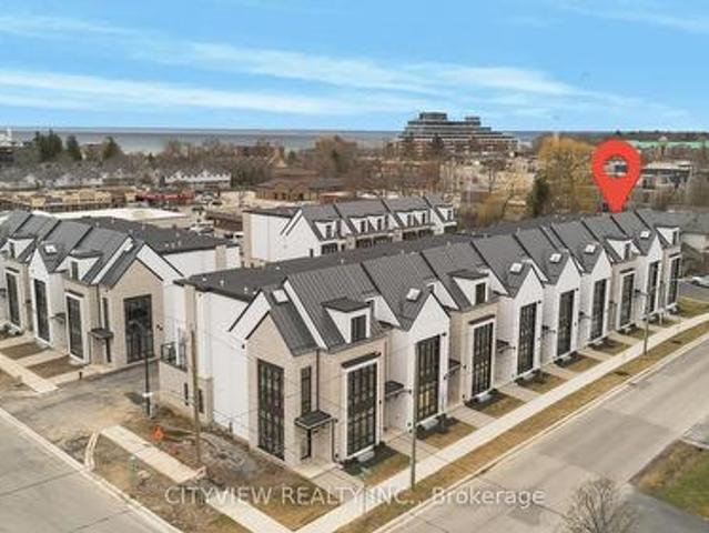 2284 Sovereign Street, Oakville, ON, L6L 1L6 house for lease | Listing ID W13776 | Royal LePage