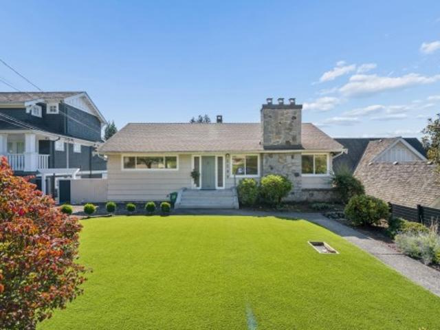 2288 Kings Avenue, West Vancouver, BC, V7V 2C2 house for sale | Listing ID R3167 | Royal LePage