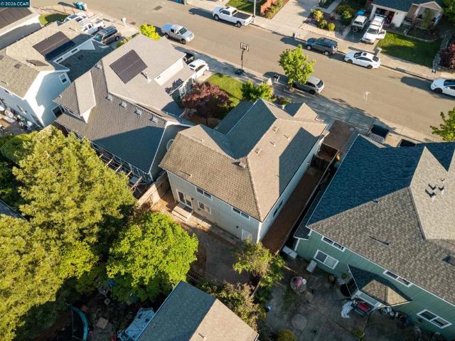 2289 Claiborne Cir