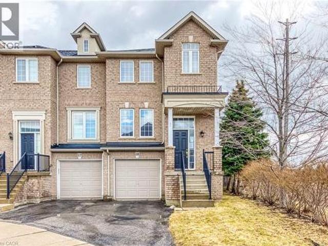 2280 Baronwood Drive Unit# 18, Oakville, ON, L6M 5J8 house for sale | Listing ID 40867 | Royal LePage