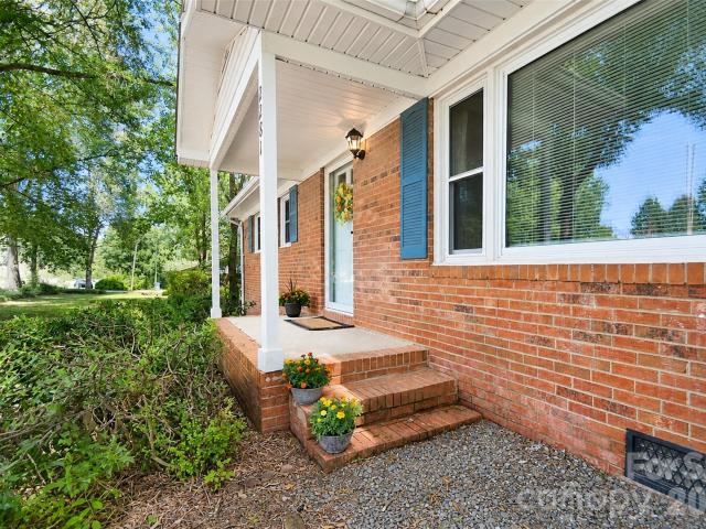 2281 Munsen Road