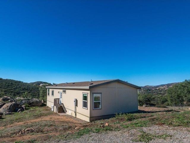 2281 Illahee Dr, Alpine, CA 91901 | MLS #PTP2509