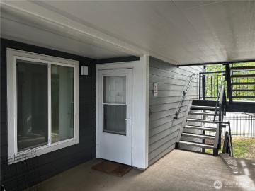 2281 th Ave S, Unit A204, Des Moines, WA 98198 | MLS #2439