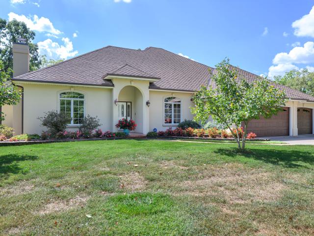 2282 N Farm Road 227