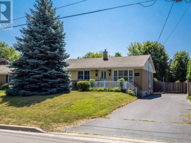 228 Bell Street, Milton Om Old Milton, ON, L9T 2A9 house for sale | Listing ID W13752 | Royal LePage