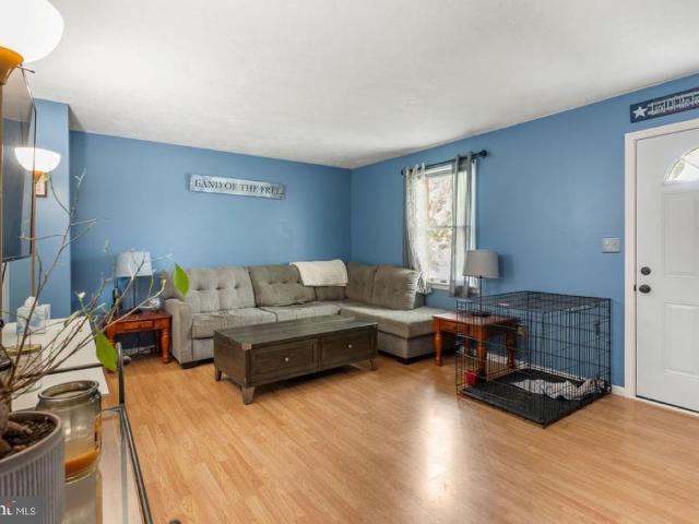 228 Georgetown Cir