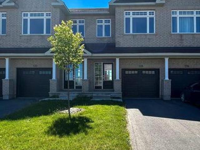 228 Hooper Street, Carleton Place, ON, K7C 0W2 house for lease | Listing ID X13514 | Royal LePage