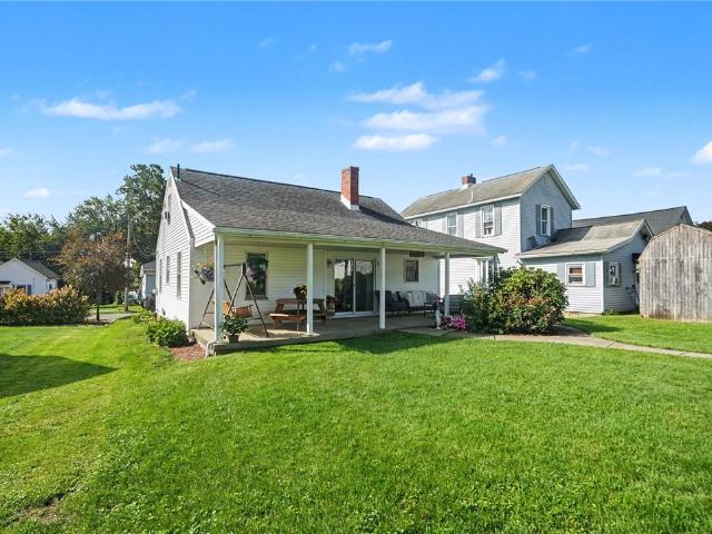 228 Hazel Ave