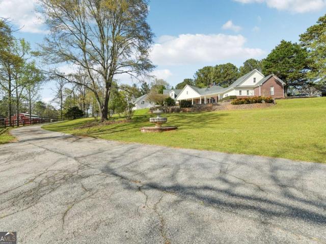 228 Indian Creek Road