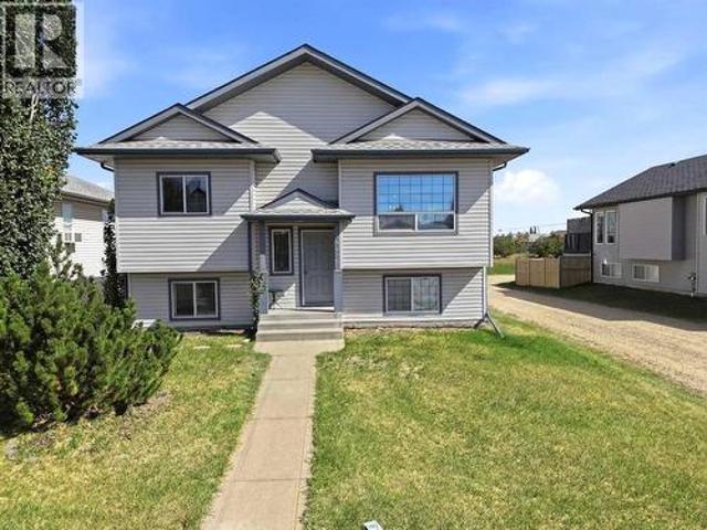 228 Jenner Crescent, Red Deer, AB, T4P 0B5 house for sale | Listing ID A2340 | Royal LePage