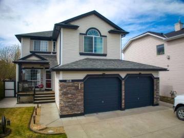 Westmere, Chestermere, Alberta - Garden