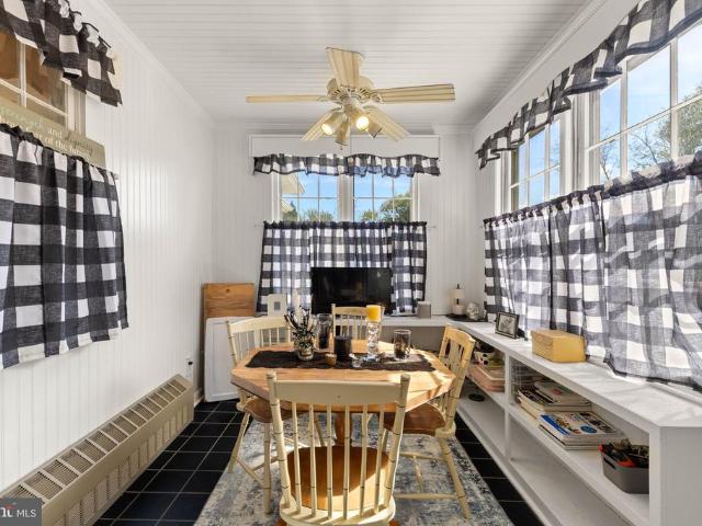 228 Old Farm Road