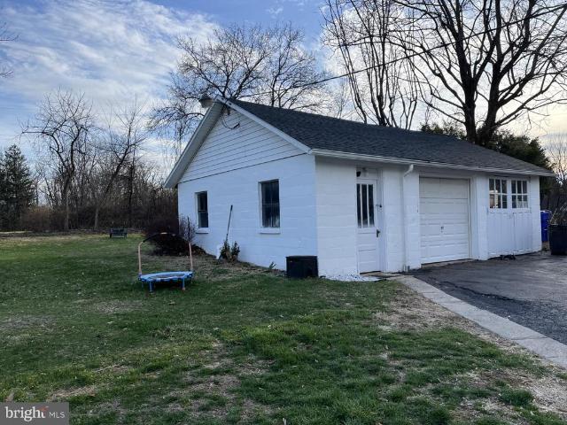 228 Old York Road