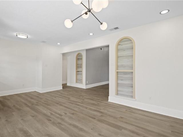 228 Lake Village Boulevard