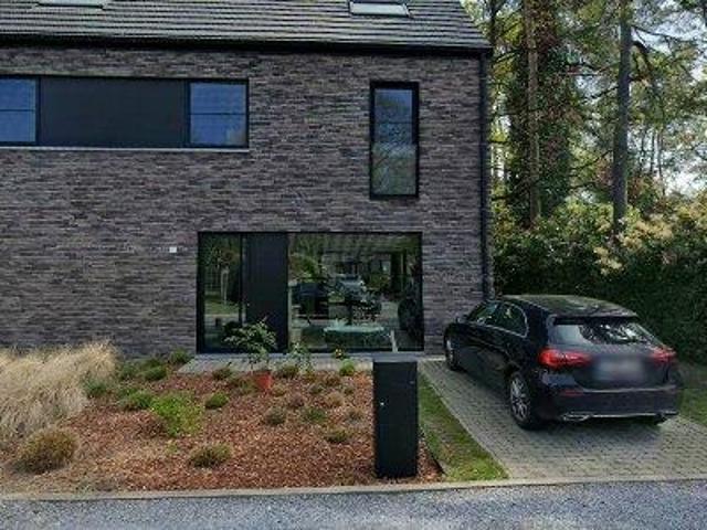 228 m2 apartment for rent in Tremelo