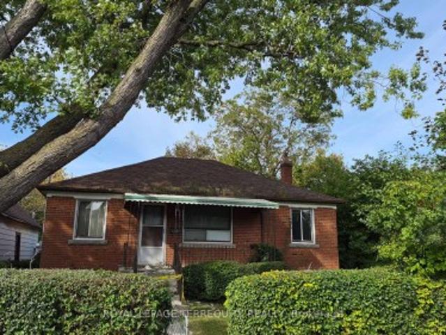 228 South Woodrow Boulevard, Toronto, ON, M1N 3L9 house for sale | Listing ID E13809 | Royal LePage