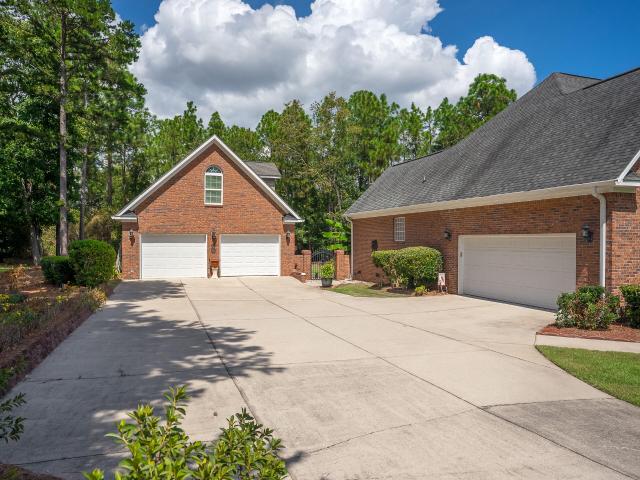 228 Saddlebrook Trail