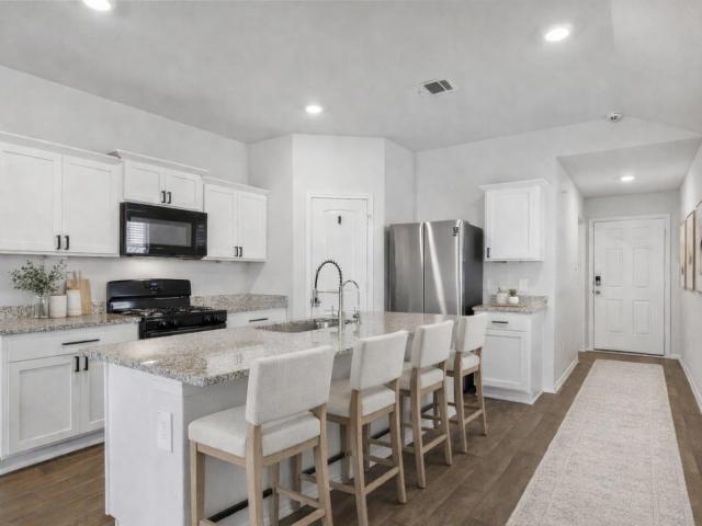 228 Skipping Stone Ln