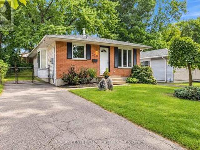 228 Pochard Lane, London East P, ON, N5W 5Z3 house for sale | Listing ID X13789 | Royal LePage