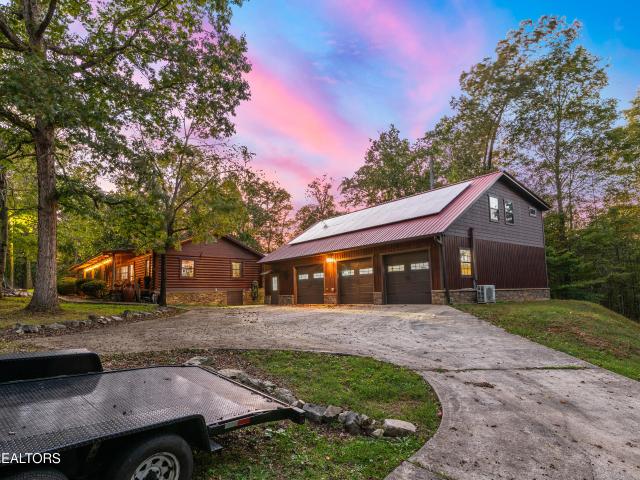 228 Pattie Gap Rd