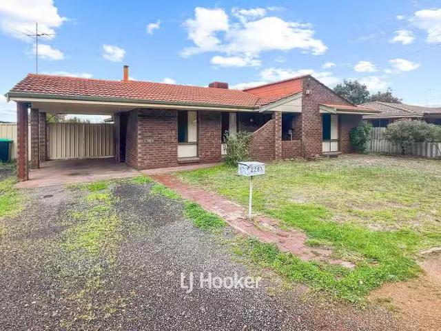 228 Prinsep Street North, Collie, WA 6225