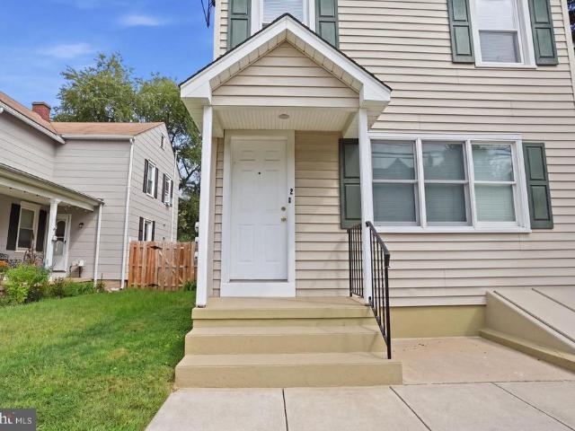 228 Washington