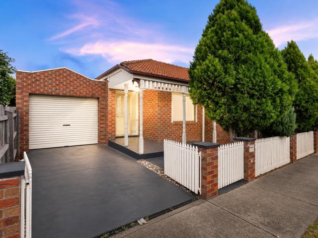 2/294 Warrigal Road, OAKLEIGH SOUTH, VIC 3167