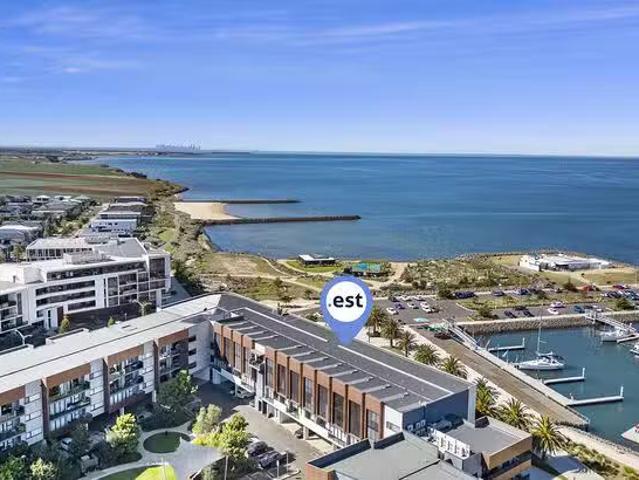 229/50 Catamaran Drive, Werribee South, VIC 3030