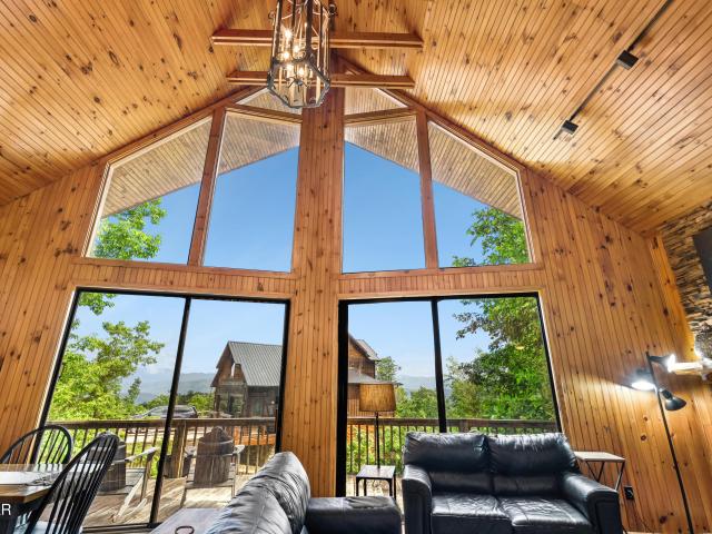 2295 Bluff Mountain Road