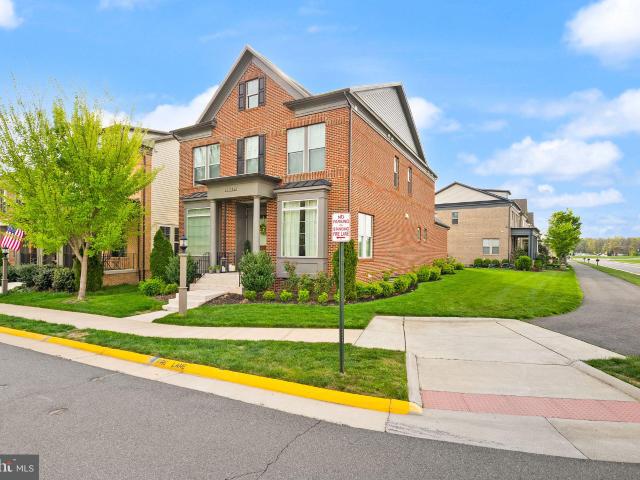 22986 Bubbling Brook Dr, Brambleton, VA 20148 | MLS #VALO2125