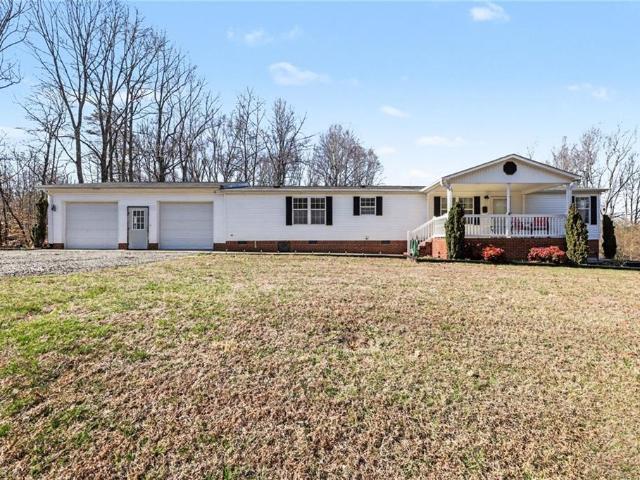 2298 Ray Loop Road