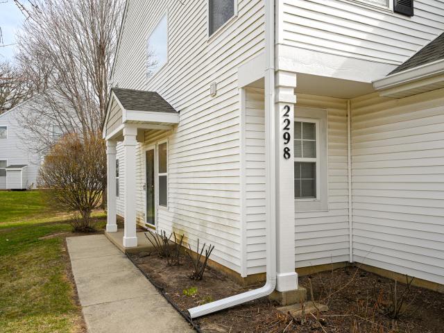 2298 Woodside Drive