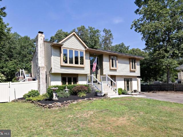 2299 Tremont Avenue