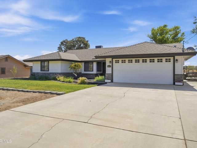 22904 Clover Spring Place