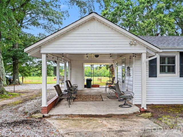 2291 Zion Road