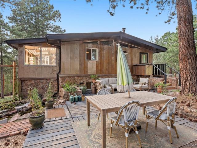 22937 Pawnee Road