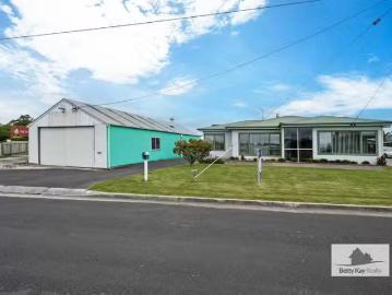 House to rent in Brickmakers Beach