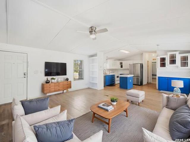 22935 Shady Forest