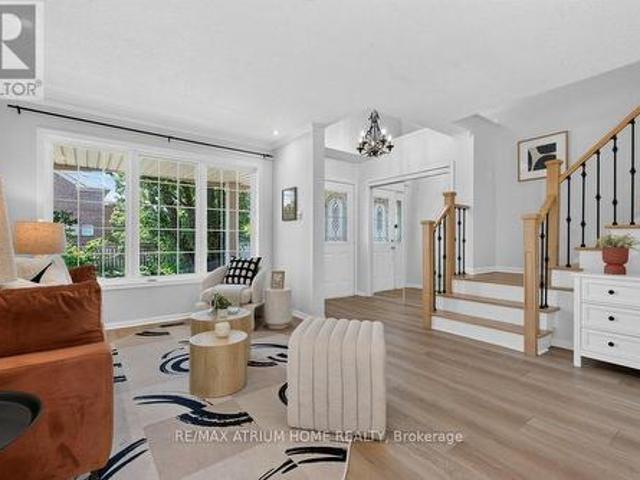2293 Oakhaven Drive, Oakville, ON, L6M 3Y9 house for sale | Listing ID W13679 | Royal LePage