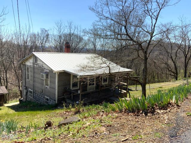 229 235 Henard Road