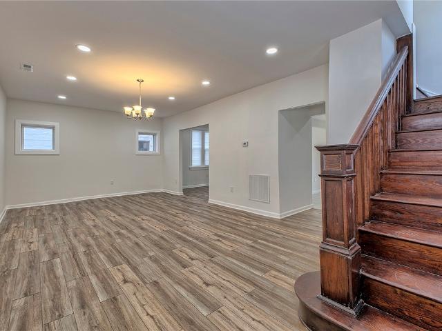 229 Crossland Avenue