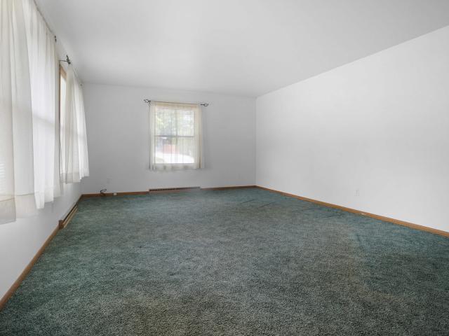 229 Bittersweet Dr