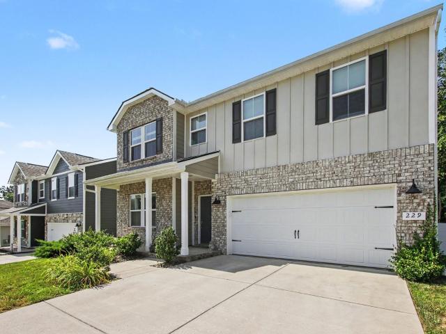 229 Brook Ave