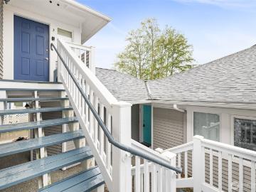 229 E 1st St, Unit 3, Port Angeles, WA 98362 | MLS #2503
