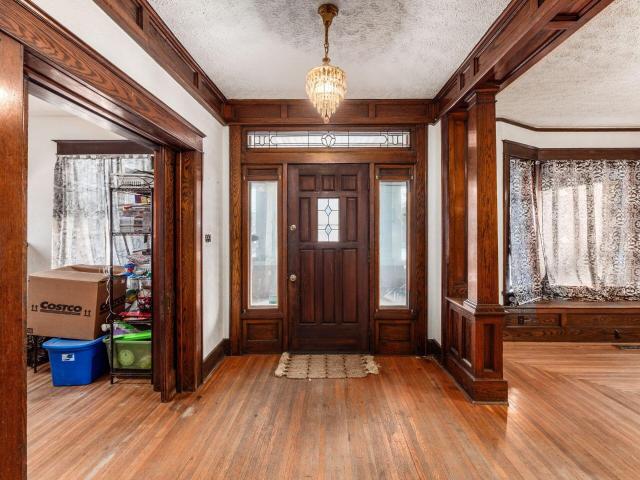 229 E Chillicothe Avenue
