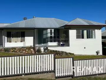 Junee, New South Wales, Marinna - Garden