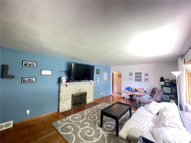 229 Meadowbrook Road