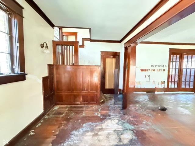 229 N Walnut Street