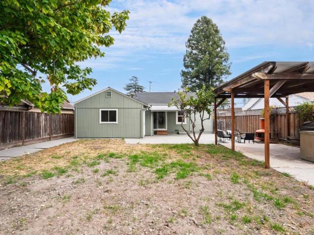 229 Poplar Avenue